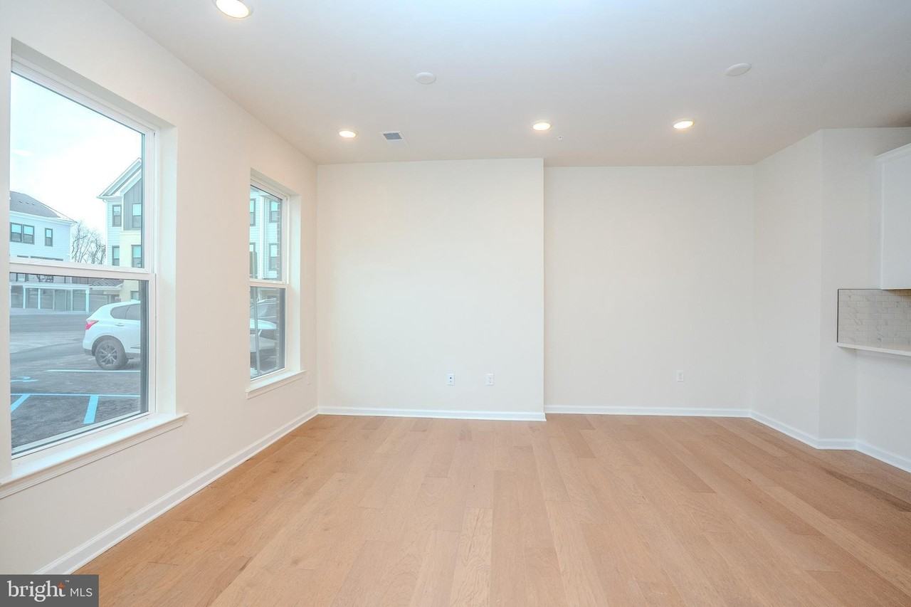 507 Reading Ct - Photo 7 of 30