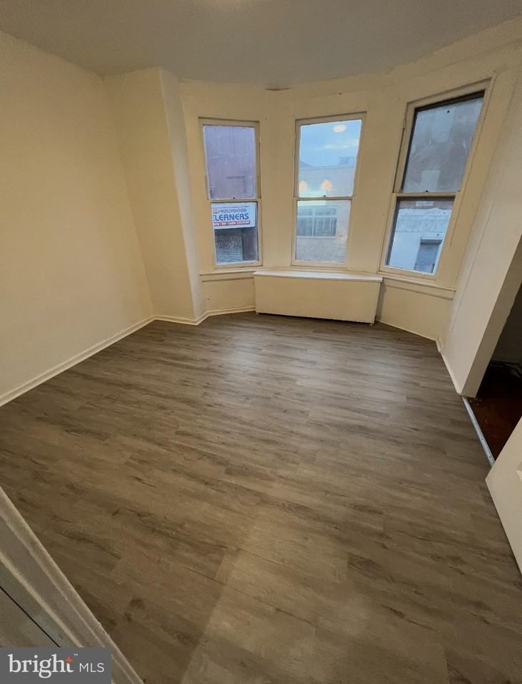 2859 N 22nd St 2nd Fl #2ndFL - Photo 6 of 8