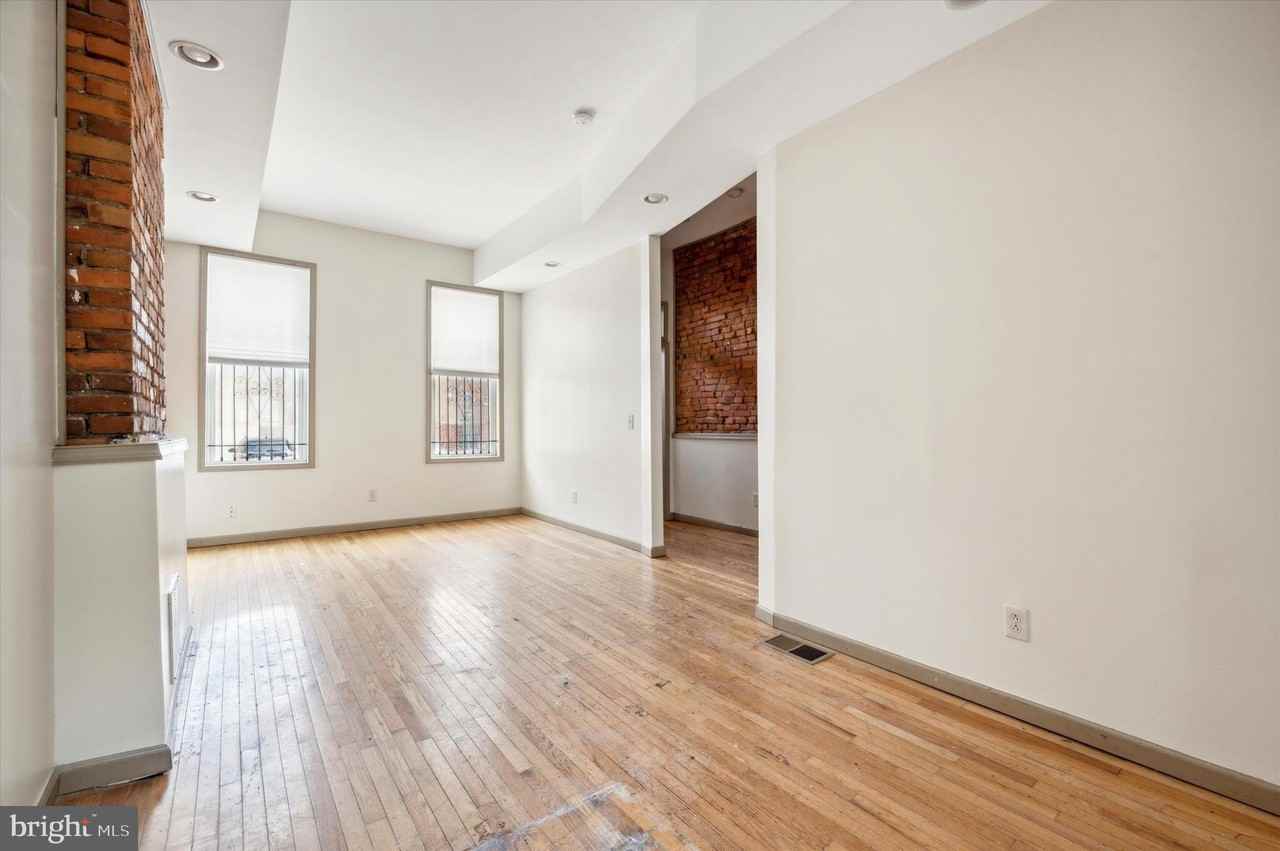 1632 N Willington St - Photo 6 of 27