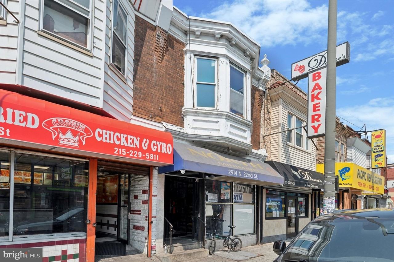 2914 N 22nd St - Photo 4 of 16