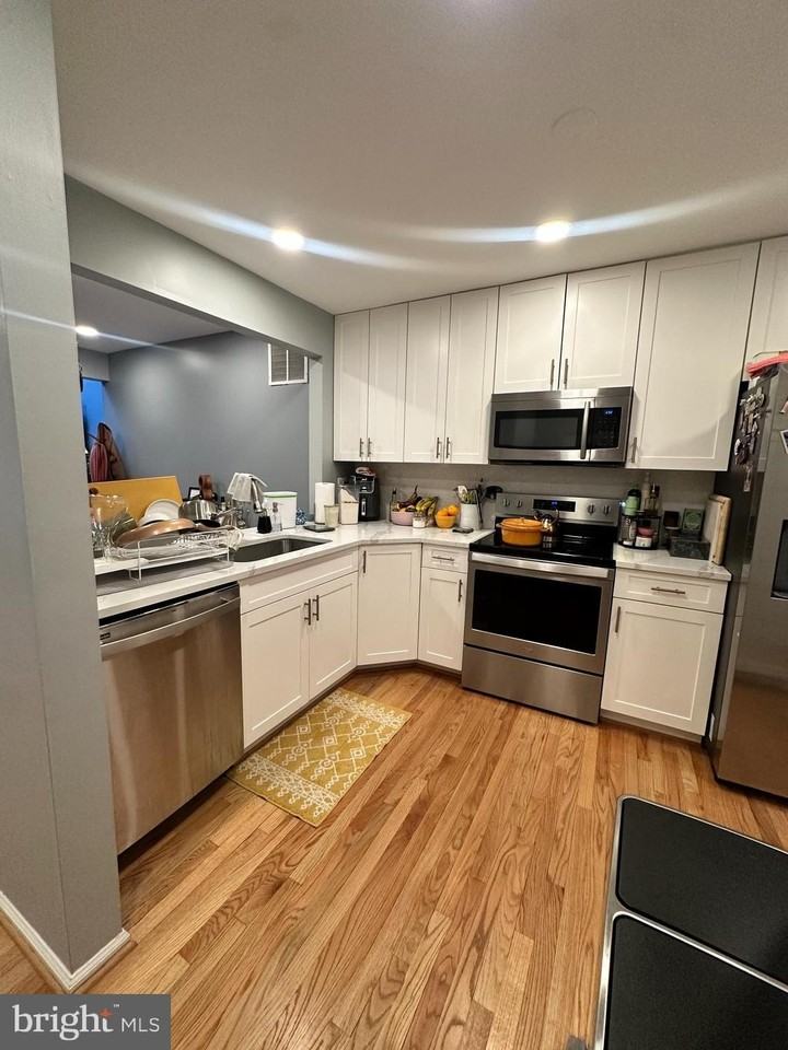 2504 S Walter Reed Dr Unit 2 #2 - Photo 3 of 50