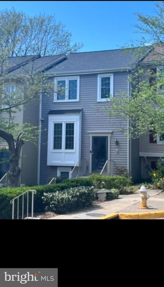 45 Fendall Ave - Photo 2 of 44