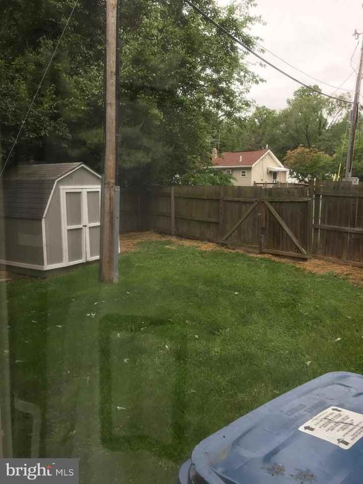 119 Cameron St - Photo 4 of 6