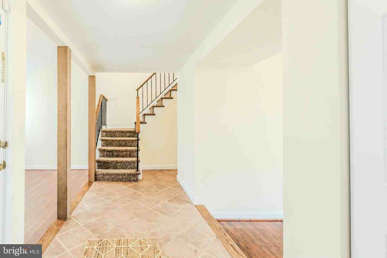 13373 Hungerford Pl - Photo 2 of 50