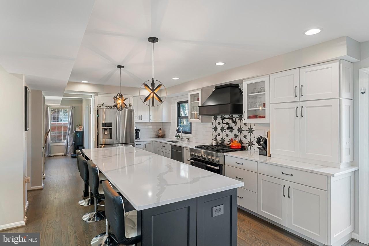 3100 Franklin St - Photo 6 of 50