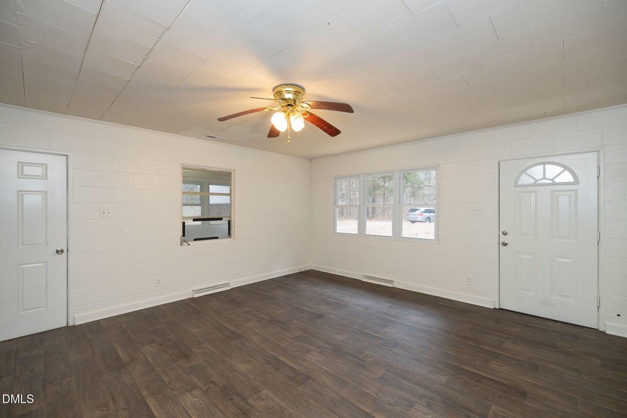 6415 Yarborough Rd - Photo 6 of 29