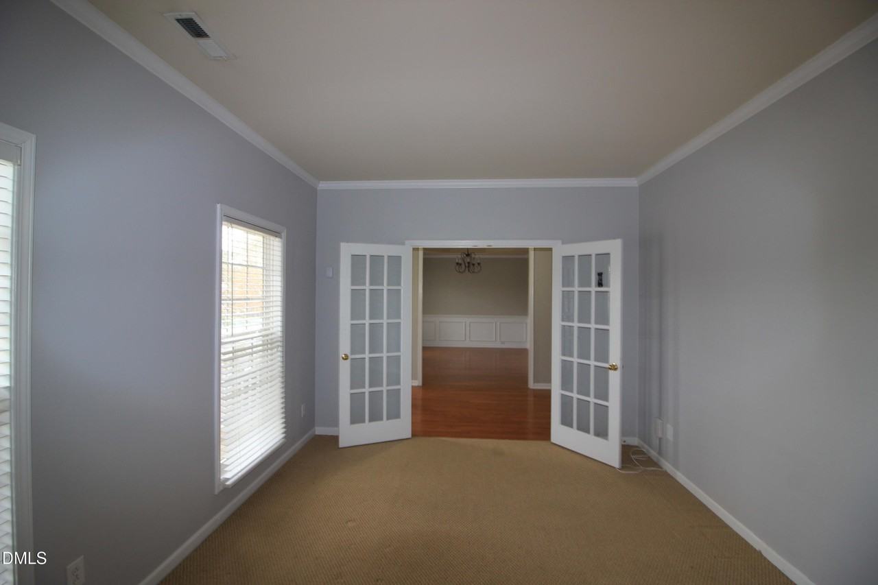 510 Warlick Green Ln - Photo 6 of 33