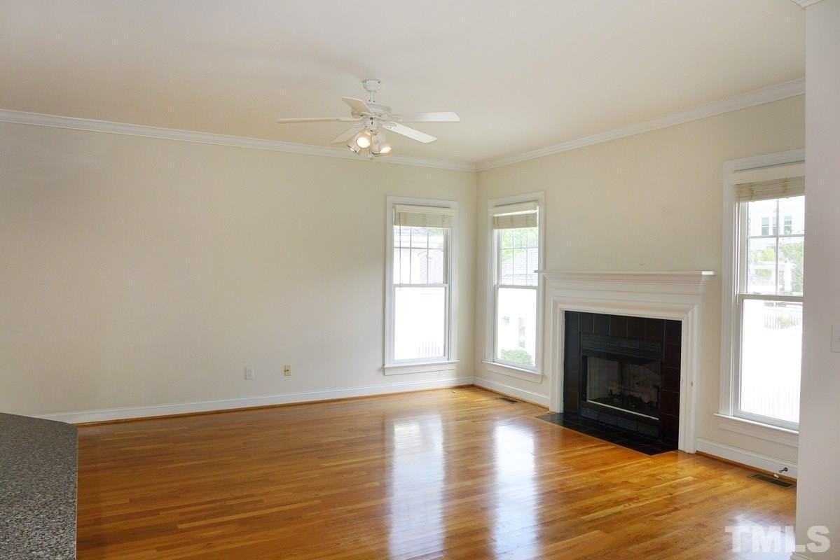 120 Tharrington Dr - Photo 3 of 22