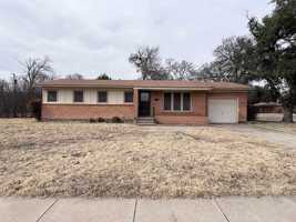 featured image of 4300 Hughes Dr