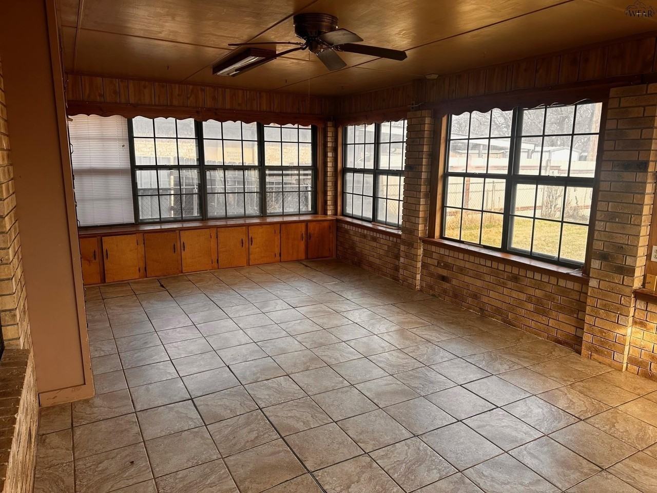 4445 Mcniel Ave - Photo 6 of 7