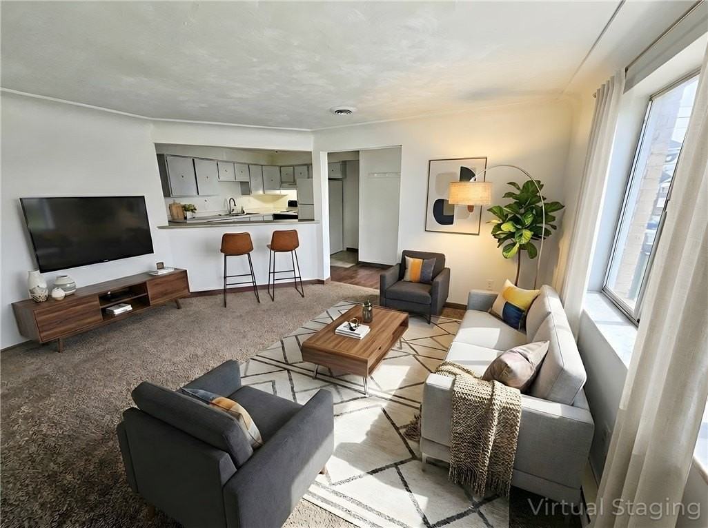 415 N 4th St - Photo 3 of 7