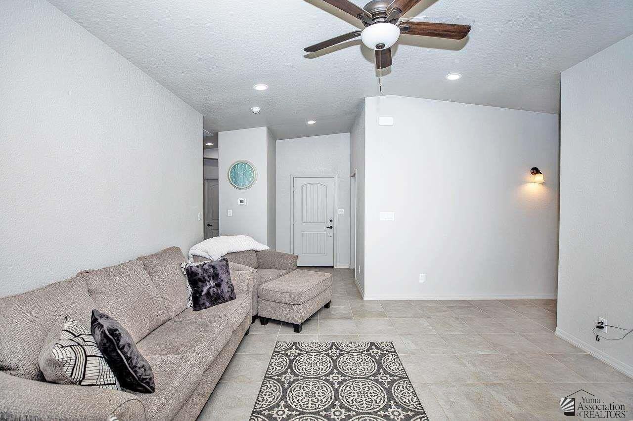 11618 E 33rd Pl - Photo 3 of 33