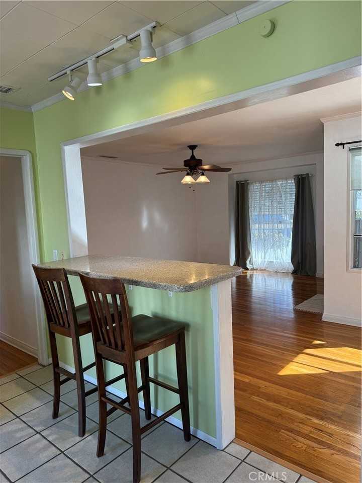 5729 E Wardlow Rd - Photo 7 of 19