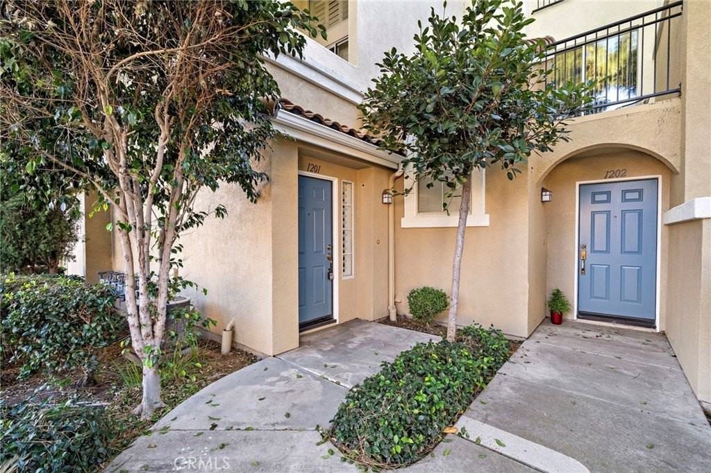 1201 Elk Grv - Photo 2 of 27