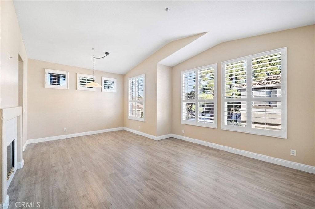 1201 Elk Grv - Photo 5 of 27