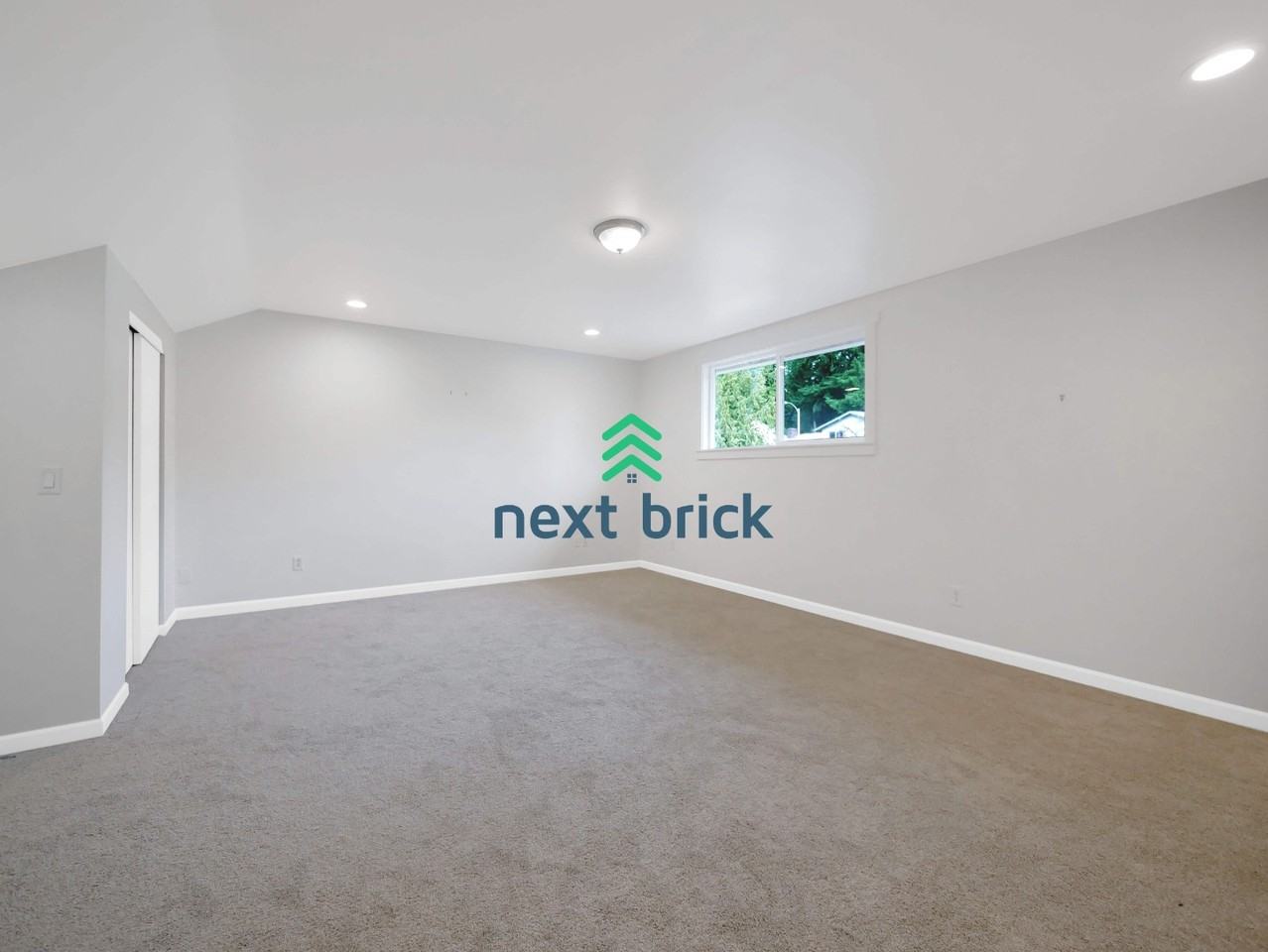 13709 115th Ave Ne - Photo 5 of 20