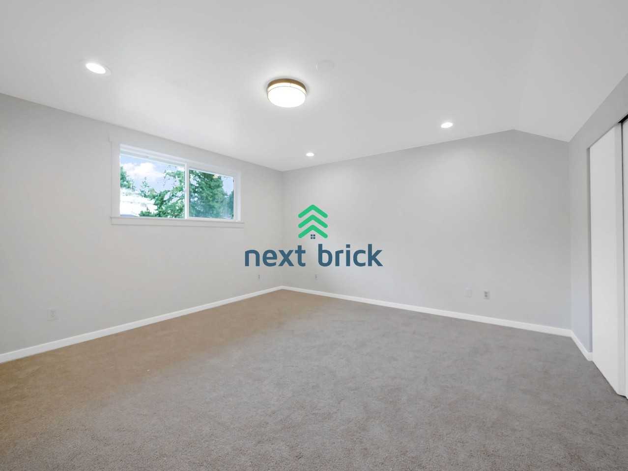 13709 115th Ave Ne - Photo 6 of 20