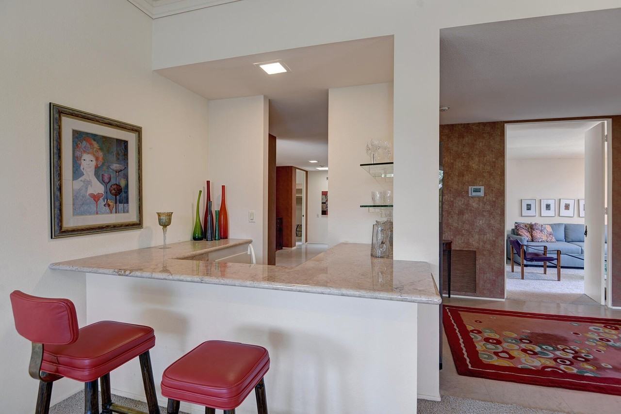 3 Dartmouth Dr - Photo 4 of 50