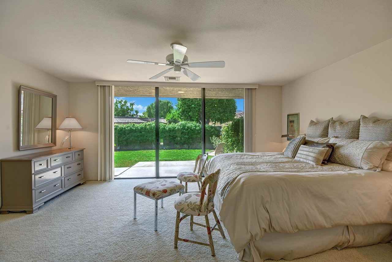 3 Dartmouth Dr - Photo 5 of 50