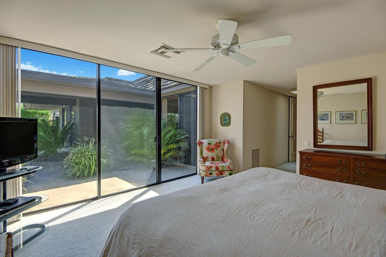 3 Dartmouth Dr - Photo 7 of 50