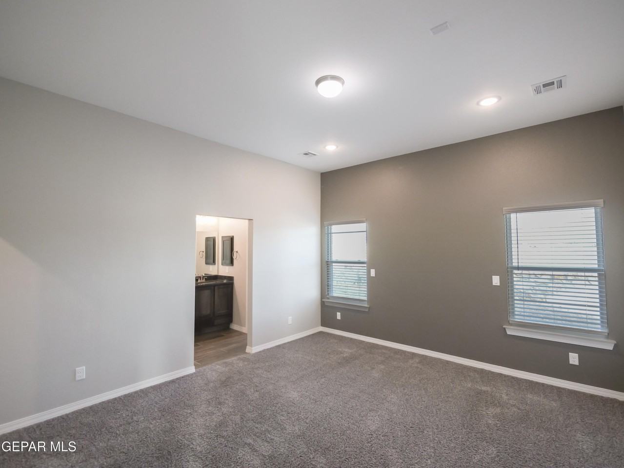 5944 Mohegan Sun St - Photo 5 of 13