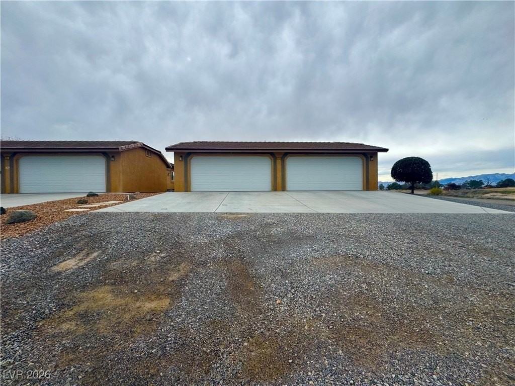 781 San Lorenzo St - Photo 3 of 17