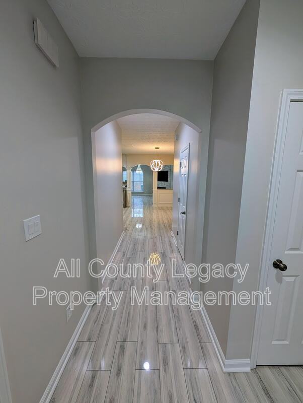 2537 Emma Way - Photo 2 of 13