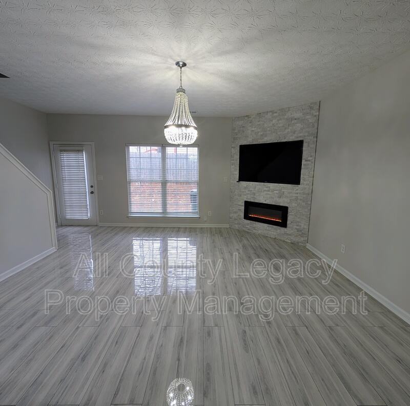 2537 Emma Way - Photo 3 of 13