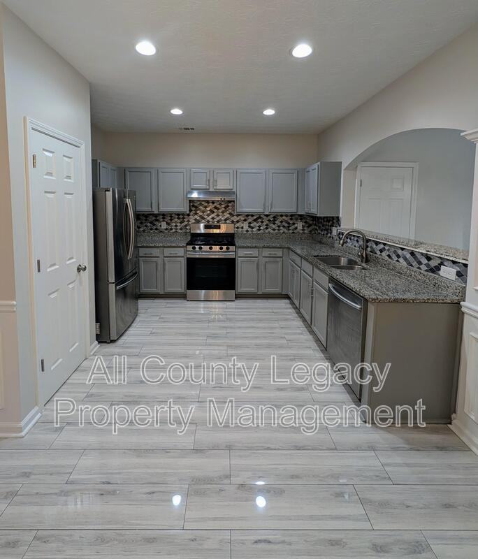 2537 Emma Way - Photo 4 of 13