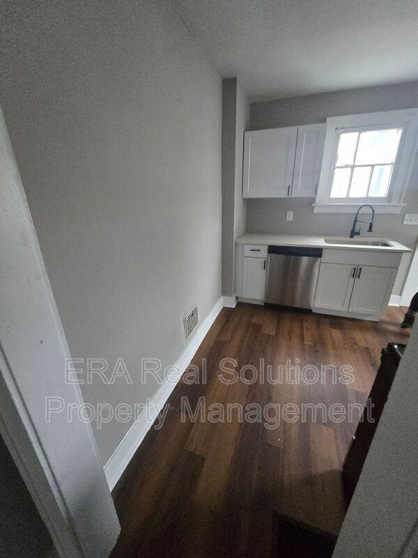 812 Seymour Ave - Photo 7 of 16