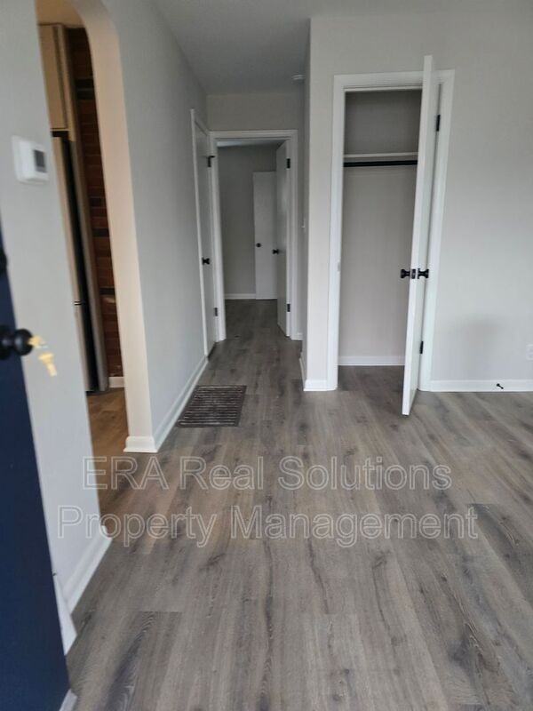 509 Belvidere Ave - Photo 5 of 27