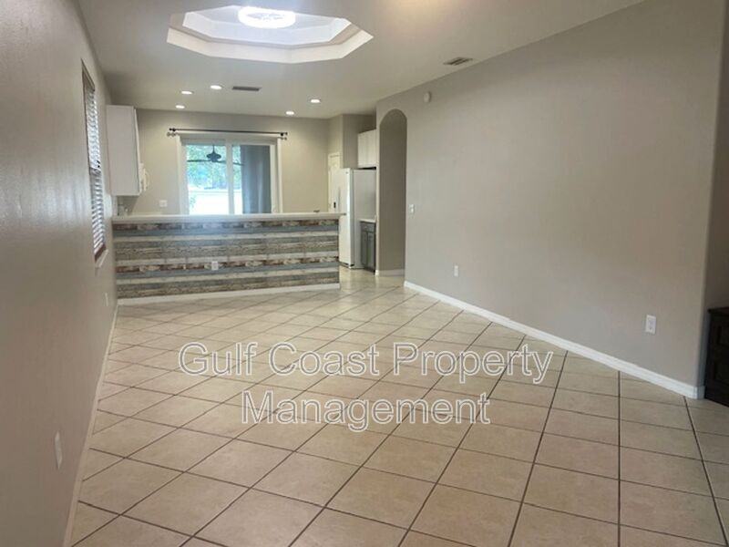 1457 Daryl Dr - Photo 4 of 21