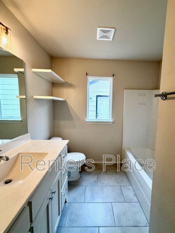 1813 E Van Buren Pl - Photo 5 of 23