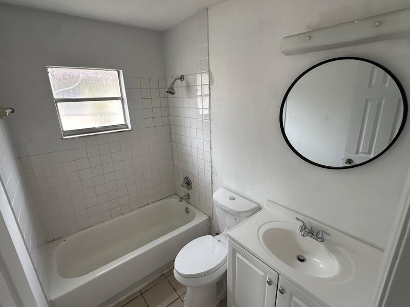 5523 Lehigh Ave #1 - Photo 6 of 8