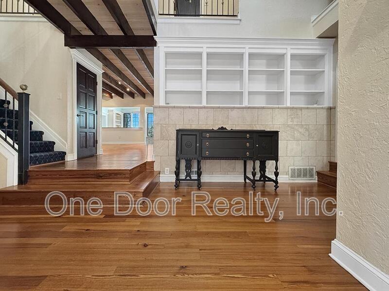 109 Elizabeth Meriwether - Photo 2 of 43