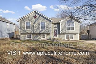 313 S Darrowby Dr - Photo 1 of 1