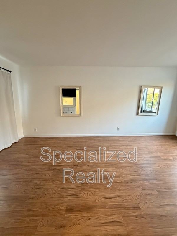 438 Arden Ave #C - Photo 7 of 10