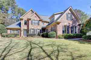 featured image of 355 Laurel Oak Dr