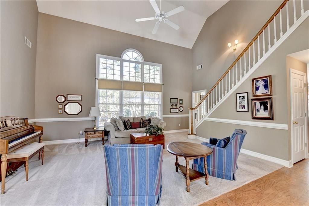 355 Laurel Oak Dr - Photo 7 of 41