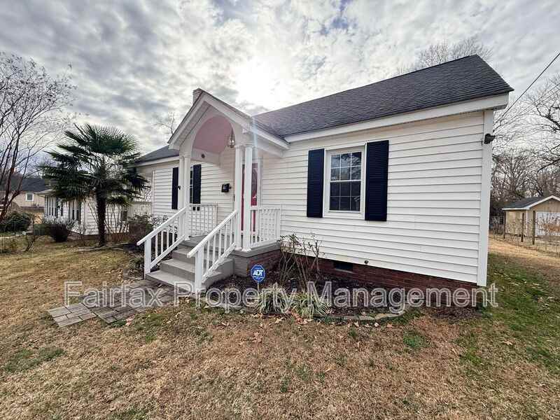 315 Georgia Ave - Photo 2 of 25