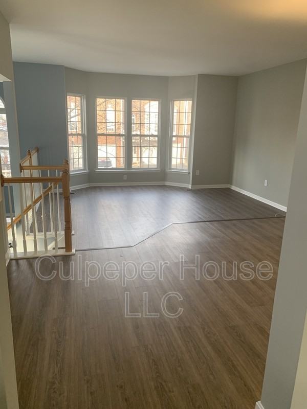 43771 Maison Blanc Sq - Photo 2 of 21