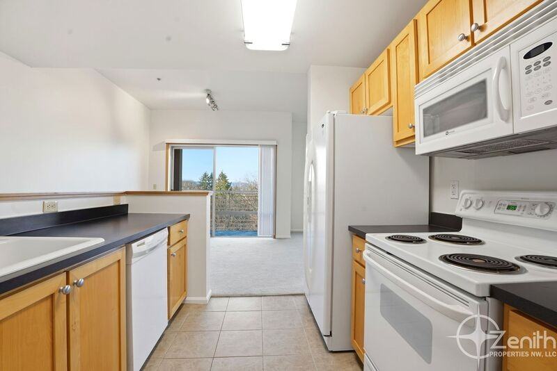 701 Columbia St #711 - Photo 5 of 19