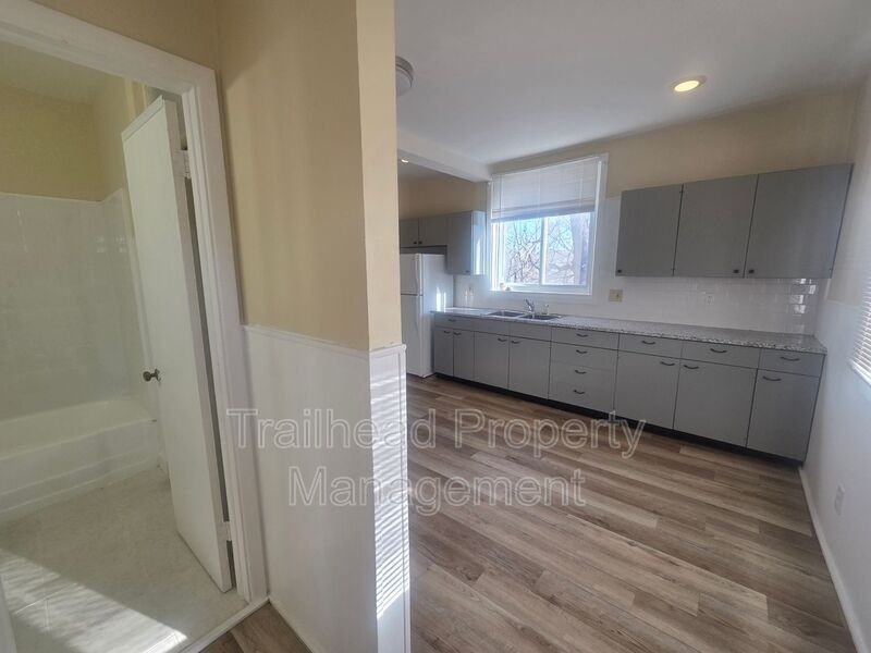 3115 S Forest Ave #2 - Photo 6 of 14