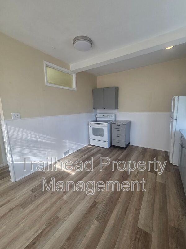 3115 S Forest Ave #2 - Photo 7 of 14