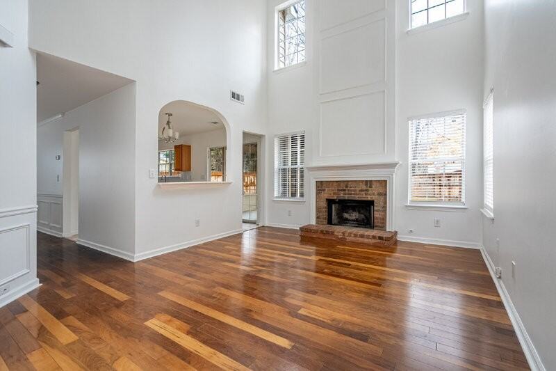 1185 Arborhill Ln - Photo 4 of 22