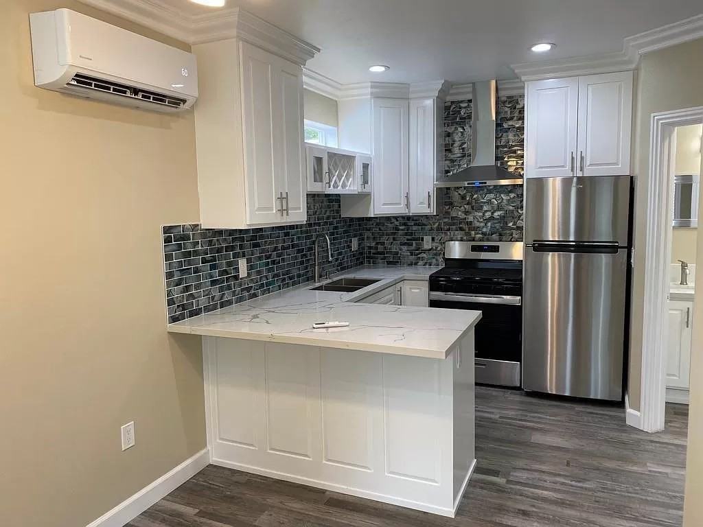 7541 Noren St #A - Photo 3 of 7