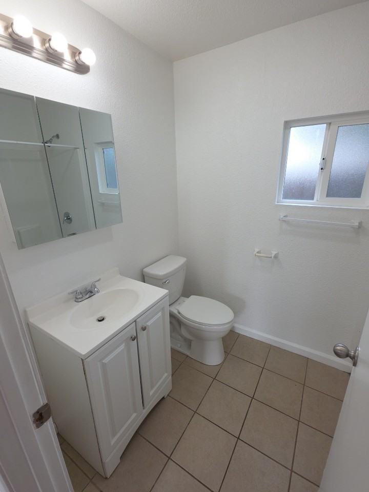 4510 Sylar Ln #A - Photo 7 of 32