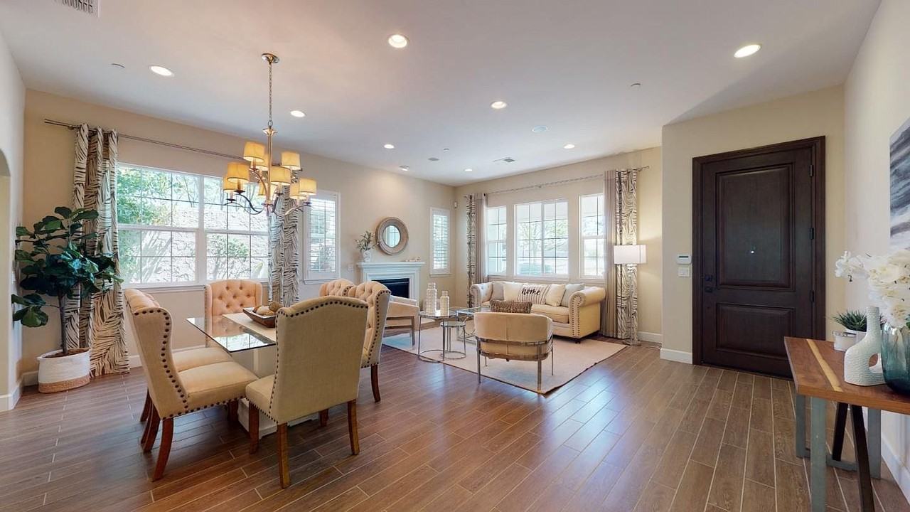 1825 Worthington Cir - Photo 3 of 25