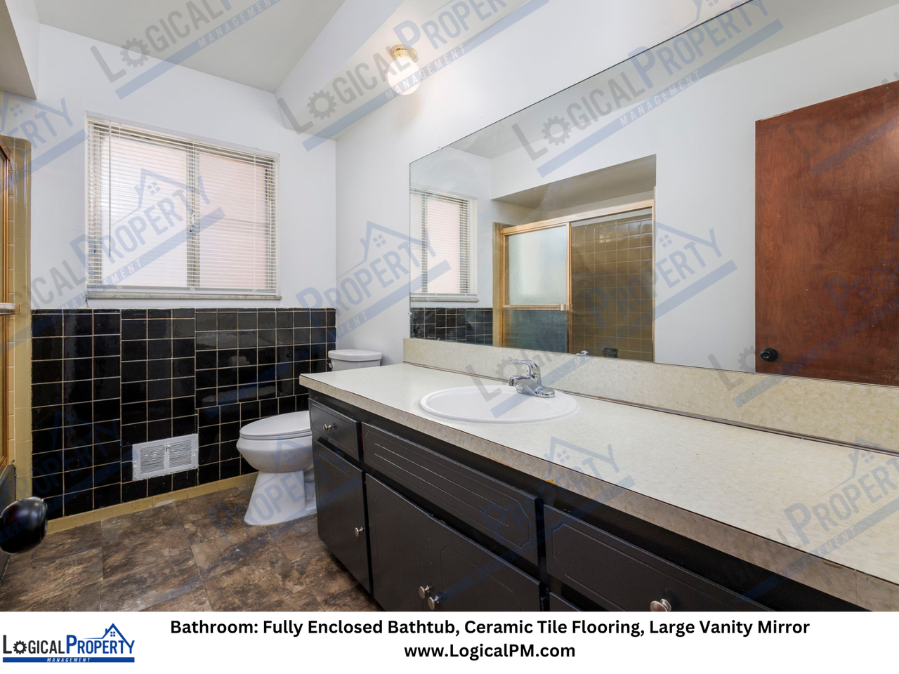 11156 E Outer Dr - Photo 4 of 15