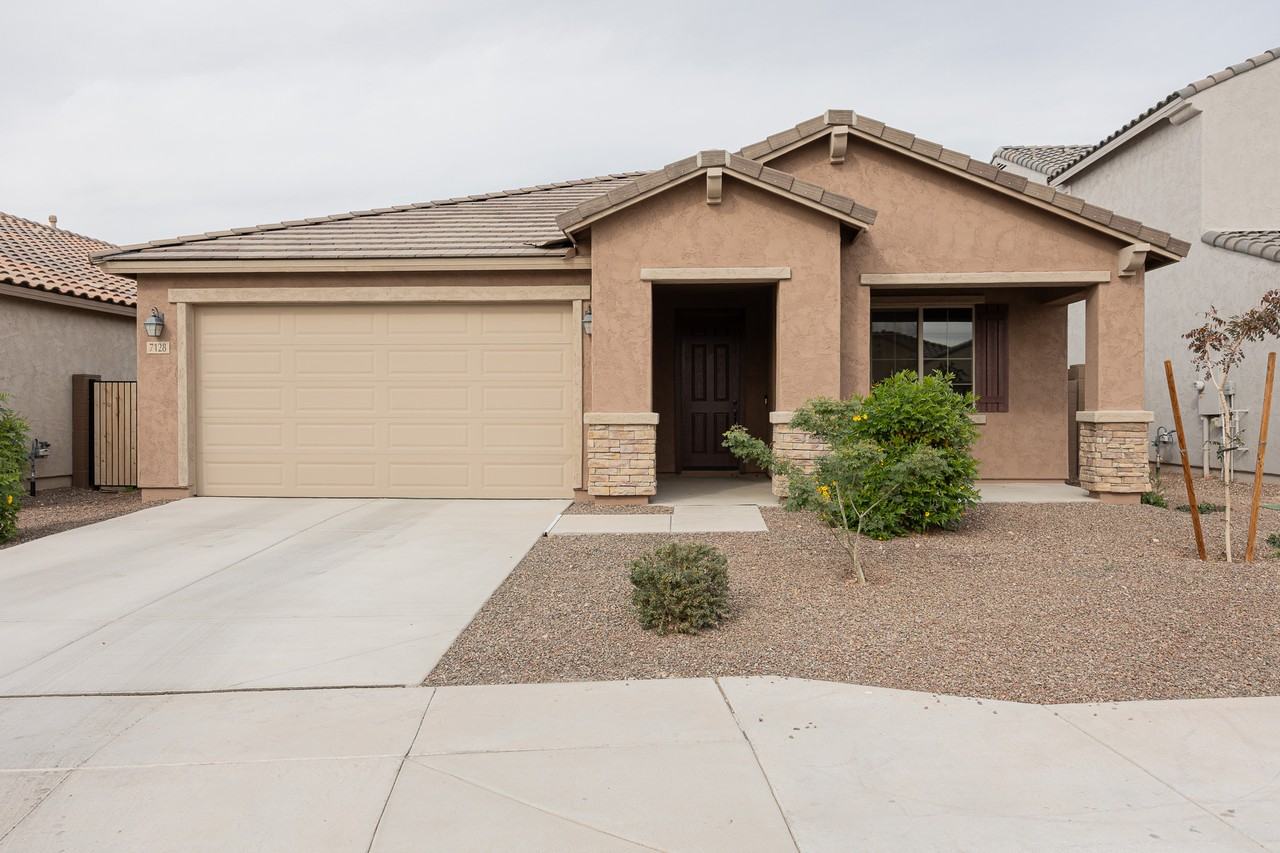 7128 W Coles Rd - Photo 2 of 28